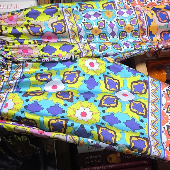 Zara Silky Multicolored Pull On Pants, Size Large - Picture 5 of 10